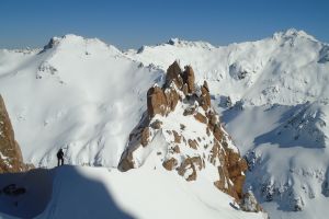 Esquí de montaña y de travesiá en Bariloche, Argentina, Patagonia