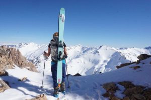 Esquí de montaña y de travesiá en Bariloche, Argentina, Patagonia