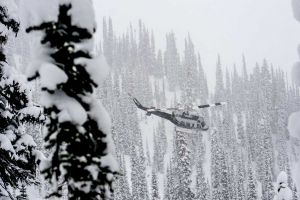 Heliesquí en Canadá con Selkirk Tangiers Heli Skiing