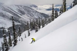Heliesquí en Canadá con Selkirk Tangiers Heli Skiing