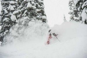 Heliesquí en Canadá con Selkirk Tangiers Heli Skiing